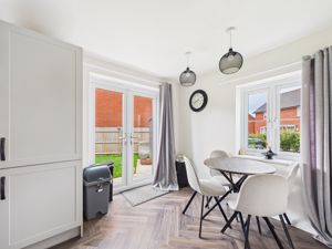 Dining- click for photo gallery